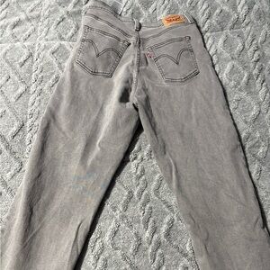 Grey Levi's size 30 waist ribcage straight ankle women's jeans